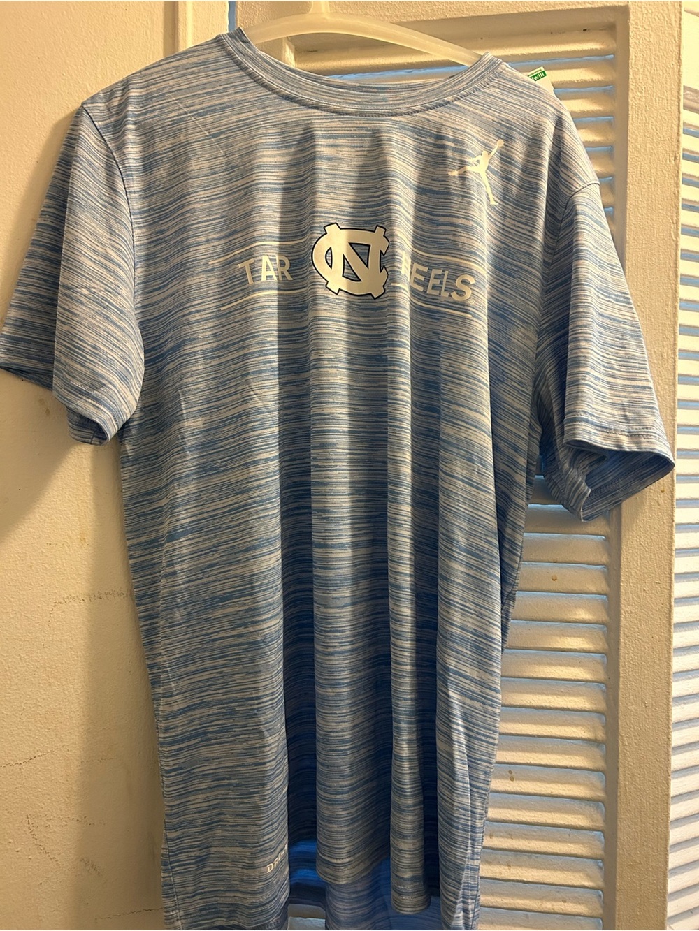 Jordan Mens North Carolina Tar Hill Blue Velocity Men’s Tee Sz L CT7609-448